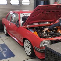 Oranje Opel Ascona B 2.5CIH met 212PK