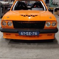 Oranje Opel Ascona B 2.5CIH met 212PK