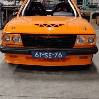 Oranje Opel Ascona B 2.5CIH met 212PK