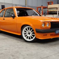 Oranje Opel Ascona B 2.5CIH met 212PK