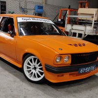 Oranje Opel Ascona B 2.5CIH met 212PK