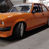 Oranje Opel Ascona B 2.5CIH met 212PK