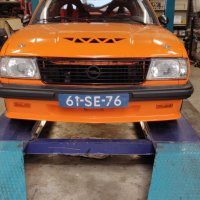 Oranje Opel Ascona B 2.5CIH met 212PK