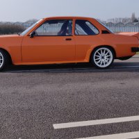 Oranje Opel Ascona B 2.5CIH met 212PK