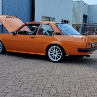 Oranje Opel Ascona B 2.5CIH met 212PK