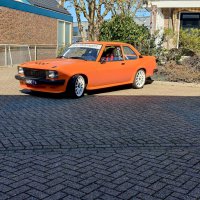 Oranje Opel Ascona B 2.5CIH met 212PK