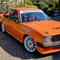 Oranje Opel Ascona B 2.5CIH met 212PK