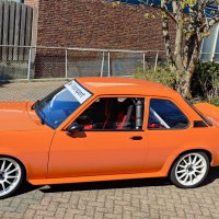 Oranje Opel Ascona B 2.5CIH met 212PK