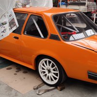 Oranje Opel Ascona B 2.5CIH met 212PK