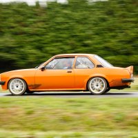 Oranje Opel Ascona B 2.5CIH met 212PK