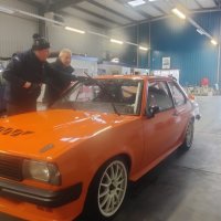 Oranje Opel Ascona B 2.5CIH met 212PK