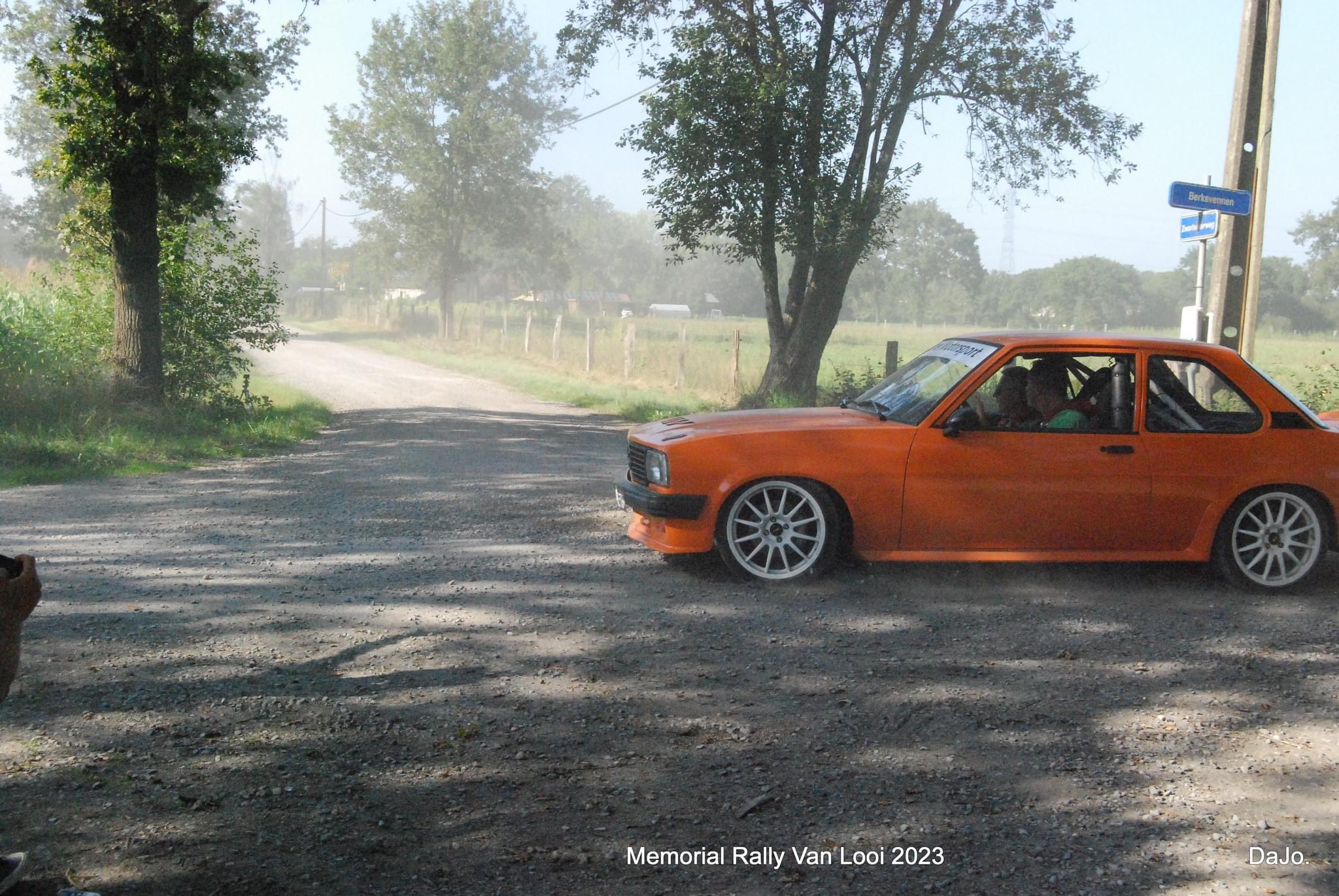 Oranje Opel Ascona B 2.5CIH met 212PK