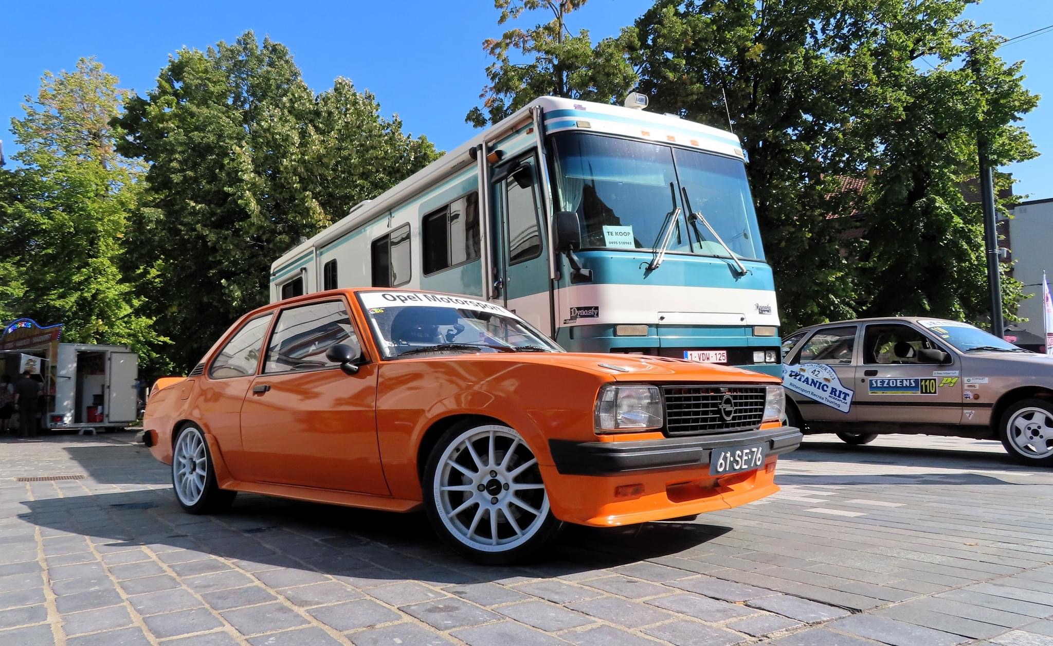 Oranje Opel Ascona B 2.5CIH met 212PK