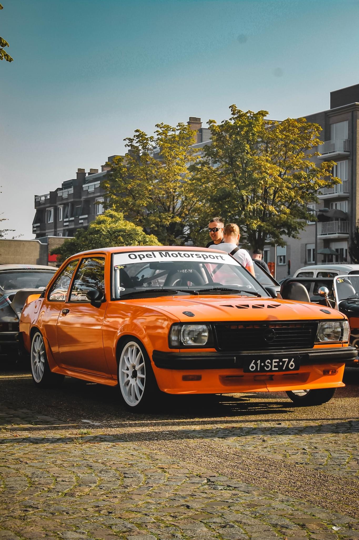 Oranje Opel Ascona B 2.5CIH met 212PK