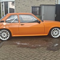 Oranje Opel Ascona B 2.5CIH met 212PK