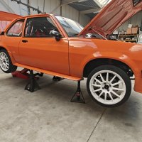 Oranje Opel Ascona B 2.5CIH met 212PK