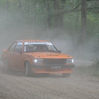 Oranje Opel Ascona B 2.5CIH met 212PK