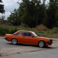 Oranje Opel Ascona B 2.5CIH met 212PK