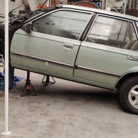 Oranje Opel Ascona B 2.5CIH met 212PK