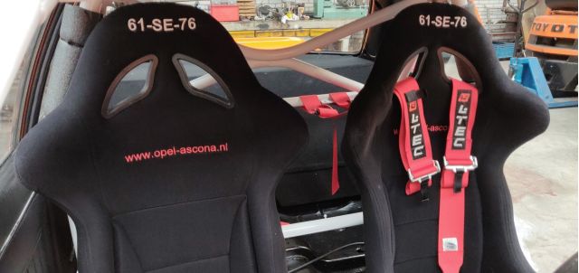 Oranje Opel Ascona B 2.5CIH met 212PK