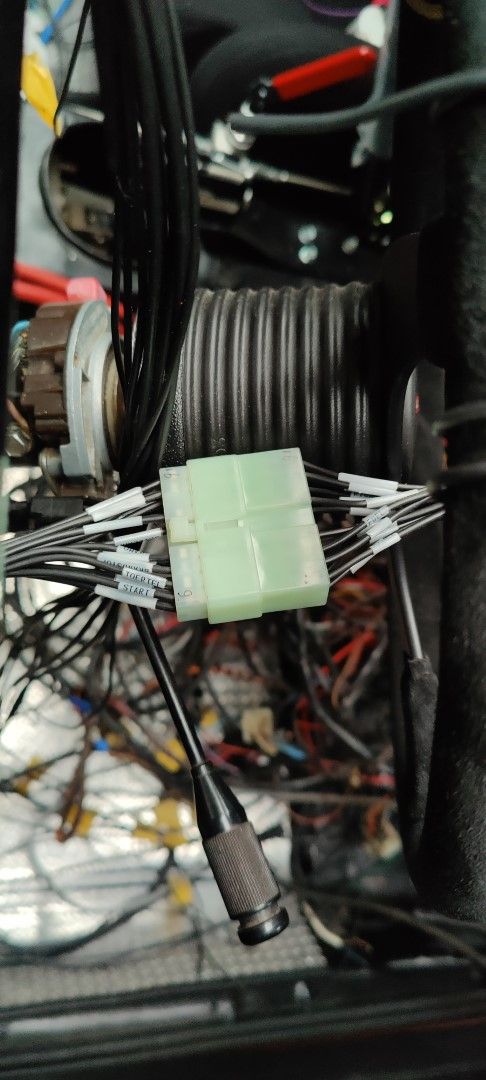 Oranje Opel Ascona B 2.5CIH met 212PK