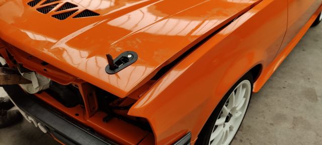 Oranje Opel Ascona B 2.5CIH met 212PK