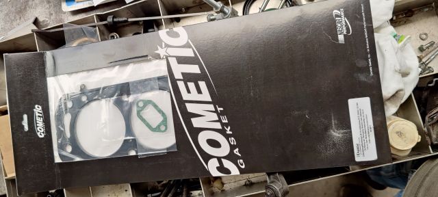 Oranje Opel Ascona B 2.5CIH met 212PK