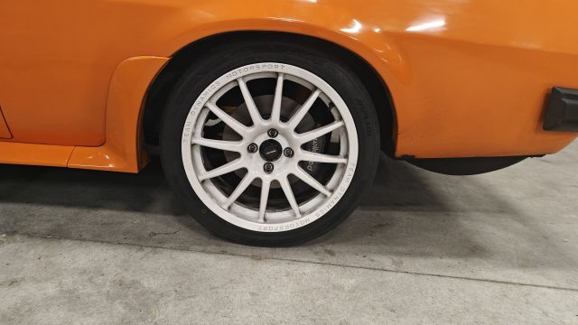 Oranje Opel Ascona B 2.5CIH met 212PK